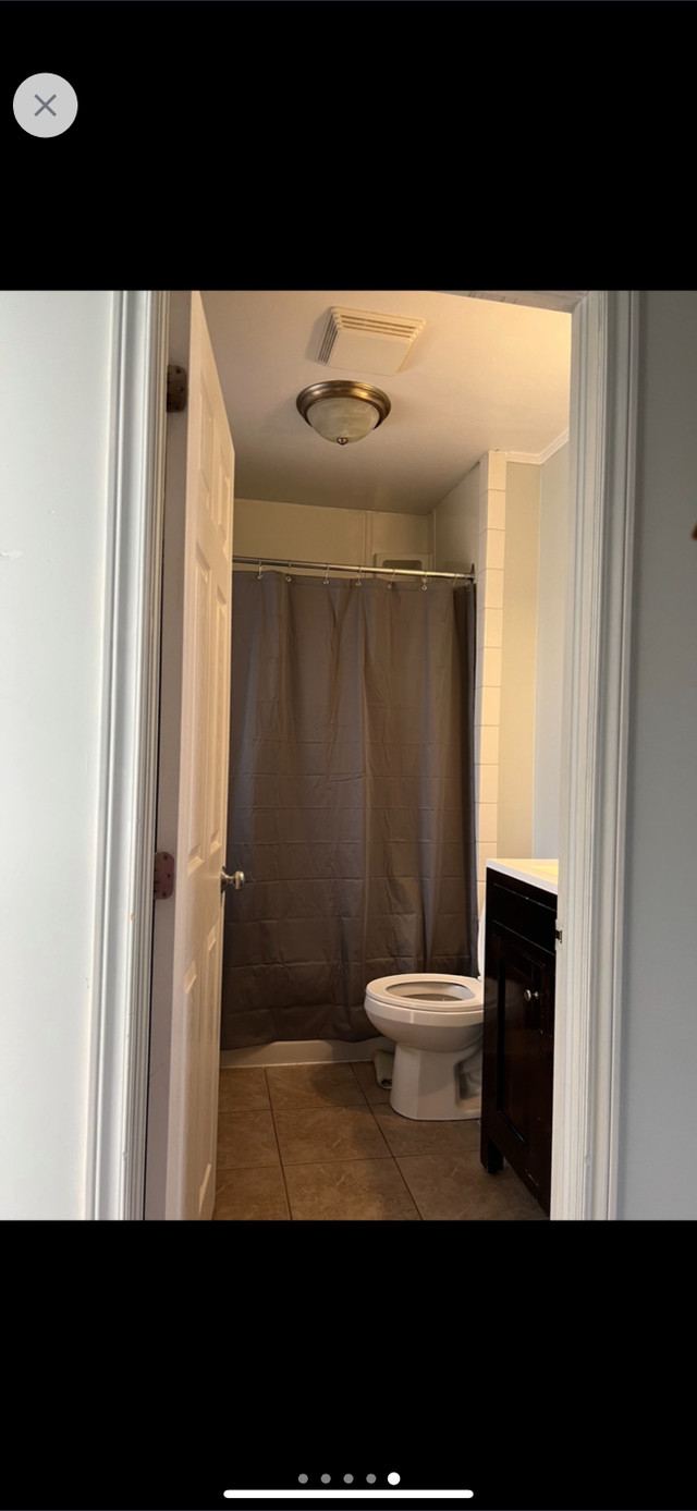 Room for rent near University of Windsor. Female Only Long Term