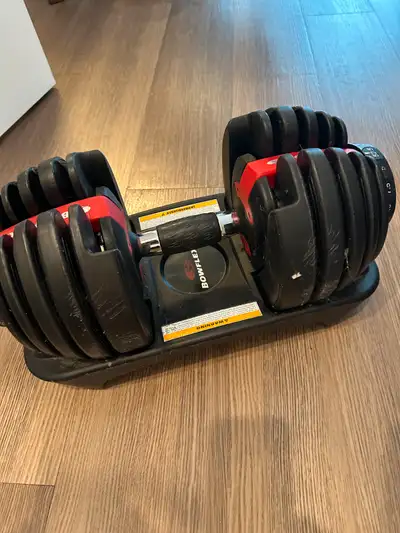 Bowflex Dumbell Set of Two..... Select a Weight ..... 5 - 52.5 lbs Lightly Used, Like New Condition....