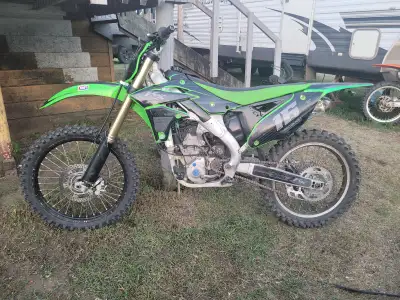 Been working on this for a back up 250 but decided id like a pit bike, open to reasonable offers or...