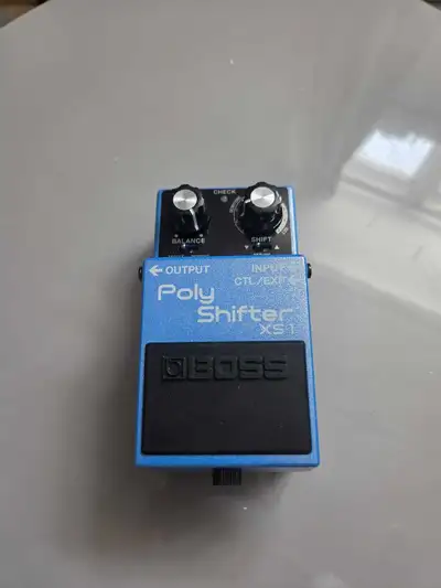 Boss Xs1 Poly-Shifter pedal, View more