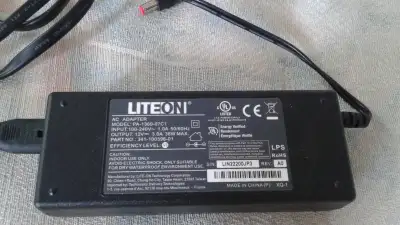 Accessoires électroniques / Electronic equipment, View more