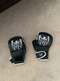 Tapout MMA gloves size L/XL