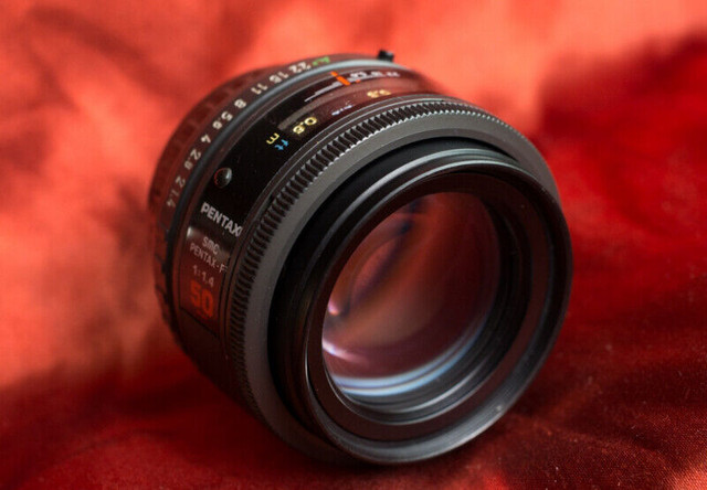 SMC PENTAX F 50mm f1.4 & FA 50mm f1.7 (Sony Canon Fujifilm Nikon dans Appareils photo et caméras  à Ville de Montréal - Image 2