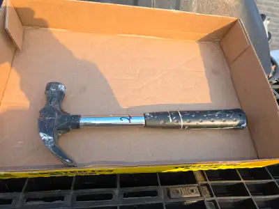 Stanley???  Carpenters Claw Hammer, View more