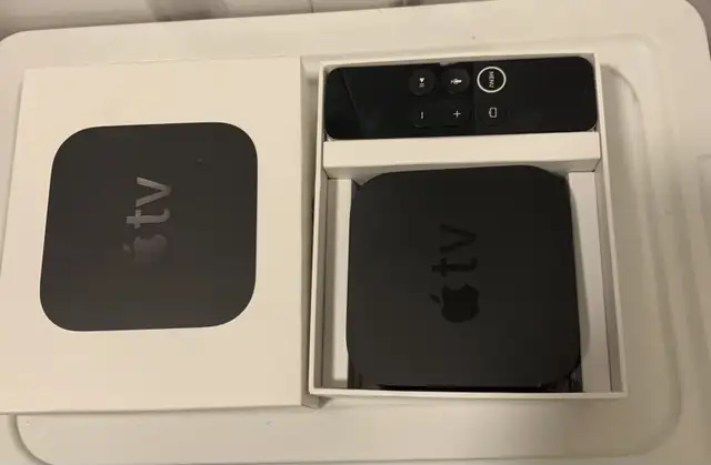 Apple TV Set 4K HD Media Streamer inside original box! Excellent
