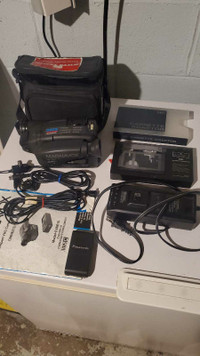 VHS-C Camcorder Magnavox 