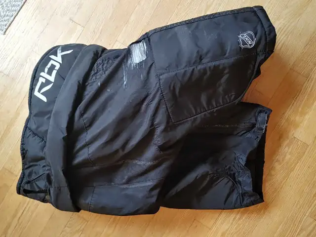 Hockey Pants XL+2 in Hockey in City of Toronto - Image 3