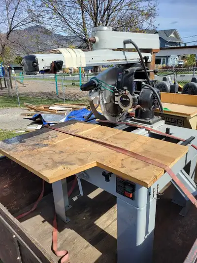 Delta 33-421 7.5HP 18″ Turret Arm Radial Arm Saw, View more