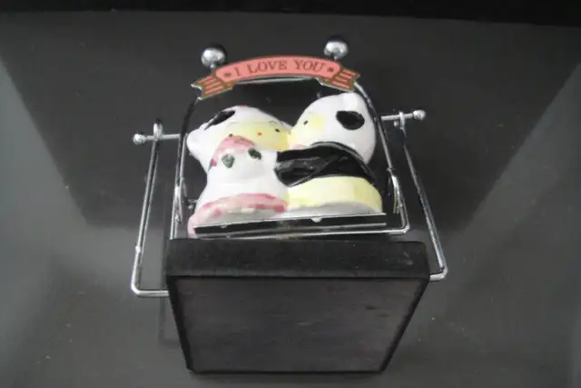 Pair of handmade Ceramic Hugging Cows lover sitting in the swing in Arts & Collectibles in Markham / York Region - Image 8