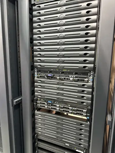 2 Dell servers for sale - used, View more