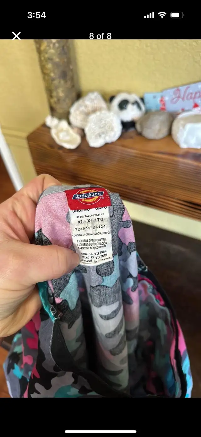 Dickies Camo Scrub Shirt in Women's - Tops & Outerwear in Edmonton - Image 7