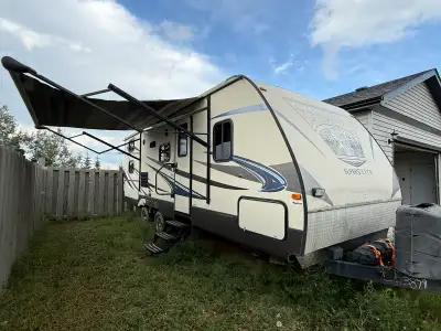 2012 Sunset Trail RV Pros Queen bed at the front 2 extra wide bunk beds Outdoor kitchen with BBQ 2 -...