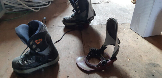 Rossignol SIS Emery Step In Snowboard Boots 23.5 (5.5 BOYS) | Snowboard |  Calgary | Kijiji