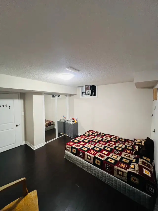 one shared bedroom in two bedroom basement in Room Rentals & Roommates in Mississauga / Peel Region - Image 11
