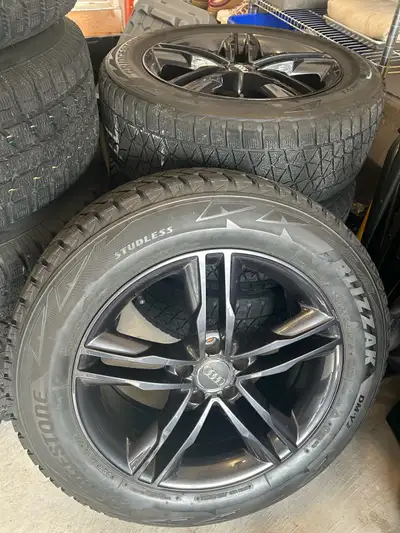 THIS SET WAS USED ON A 2022 AUDI Q5 FOR 3 SEASON. VERY CLEAN IN GREAT CONDITION. RIMS ARE REPLICA AU...