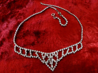 Vintage Clear Rhinestone Necklace 18 in. - Elegant