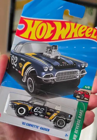 '62 Corvette super treasure hunt In perfect condition No soft corners No crack blister Still availab...