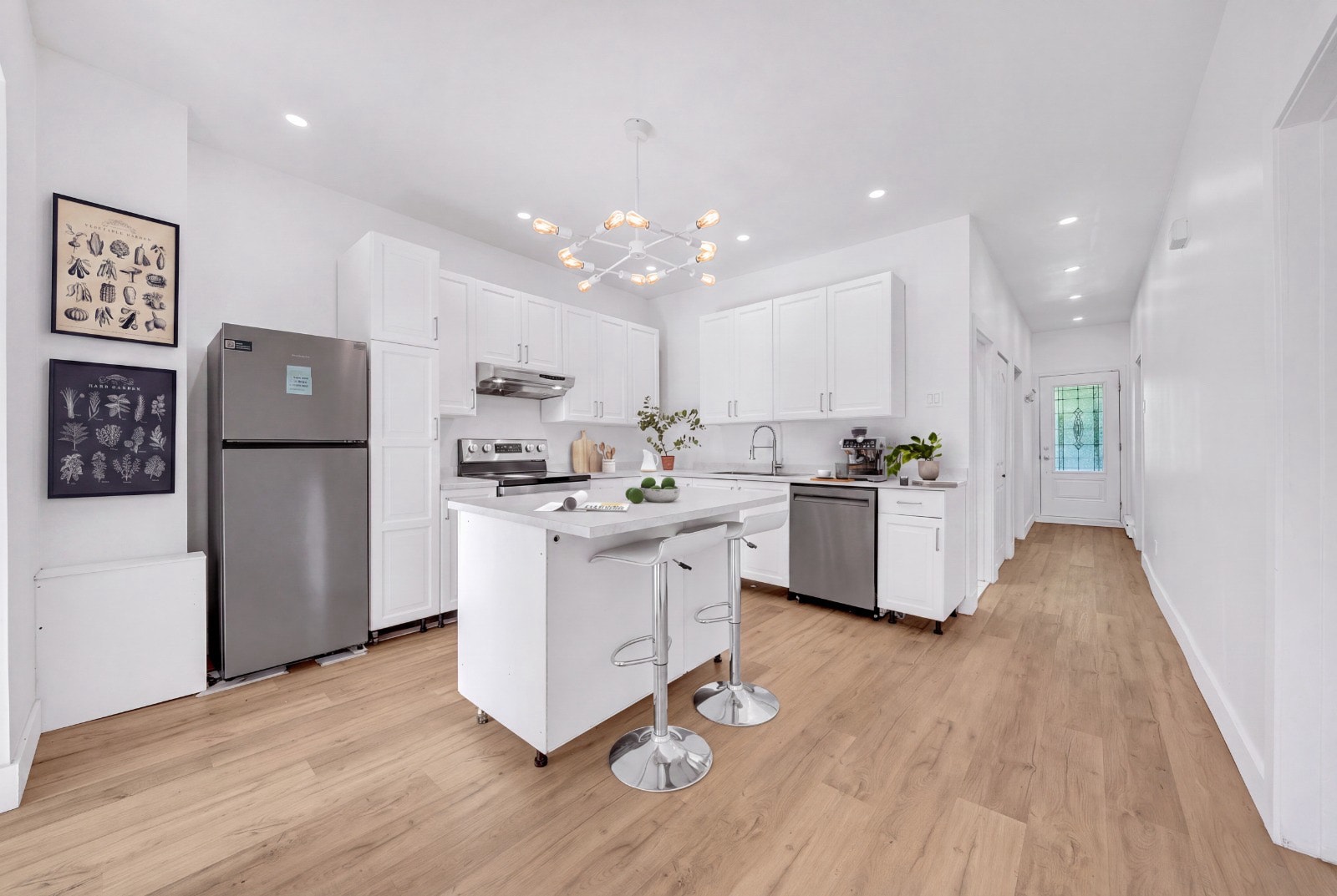 5953 Rue d'Aragon — photo 1