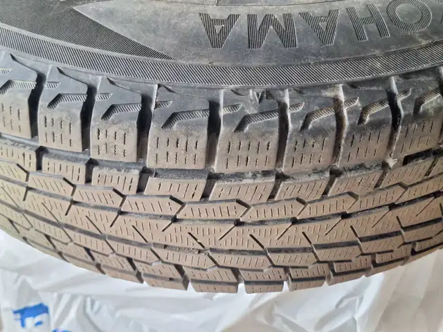 pneus d’hiver 225-65-R17, roues et mags Nissan in Tires & Rims in Québec City - Image 6