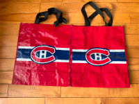 2 sacs des Canadiens de Montréal.