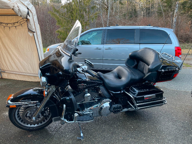 2009 Harley Ultra /Low Milage in Touring in Comox / Courtenay / Cumberland - Image 2