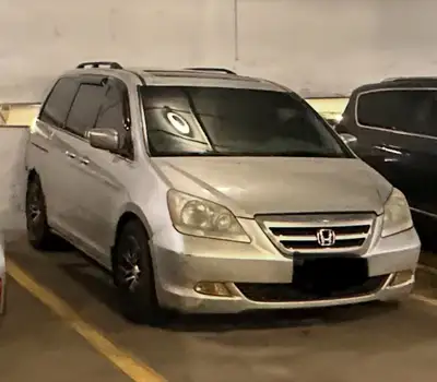 I'm selling my 2005 Honda Odyssey, a reliable minivan with approximately 300,000 km. This van runs a...