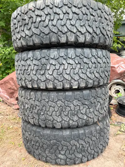 USED SET BFGOODRICH ALL-TERRAIN K02 LT275/60R20 TREAD X2 8/32 X2 9/32 DOT 2018 CASH AND CARRY INSTAL...