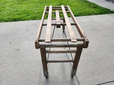 Old BT Tub Bench. Good condition