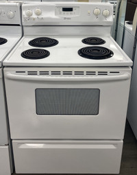 Econoplus Sherbrooke, Cuisinière Maytag serpentin blanche