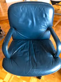 Chaise de bureau en cuir véritable