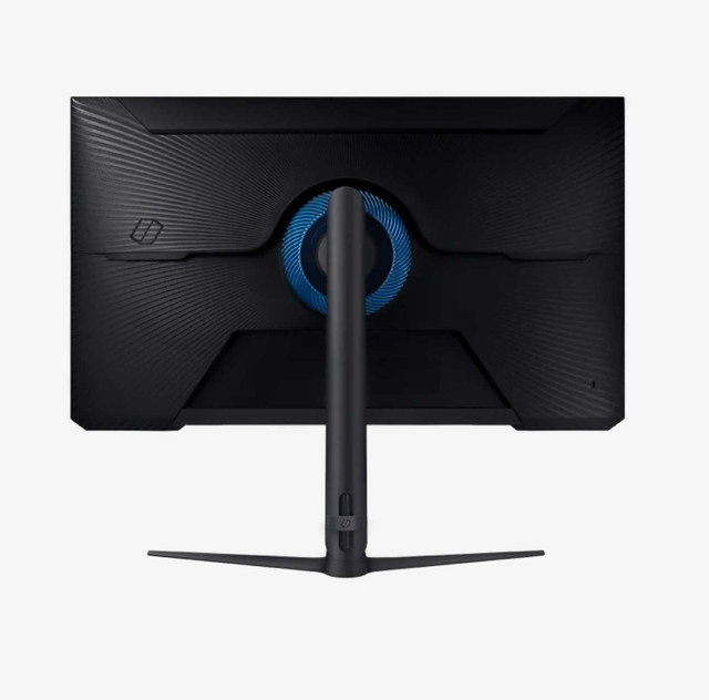  Samsung Odyssey G3 32" Gaming Monitor | 165Hz, 1ms, FreeSync in Monitors in City of Toronto - Image 2