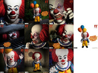 Mezco MDS Stephen Kings IT Pennywise 1990 Deluxe Action Figure