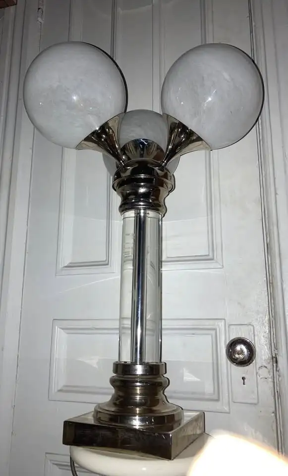 Retro Chrome and Glass Table Lamp with 3 Globes - $270 Cash Only in Indoor Lighting & Fans in City of Montréal - Image 11