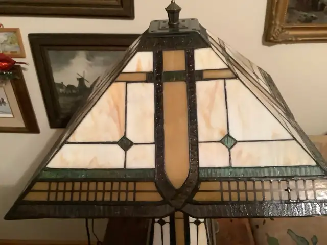 Double Lit Mission Style Stained Glass Tri-Light Table Lamp | Indoor ...