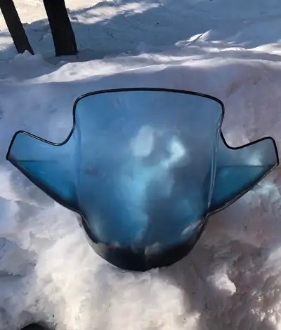 *NEW* SKIDOO SNOWMOBILE WINDSHIELD- Windshield for SkiDoo GTX 380 2004-2008 Protective blue film is...