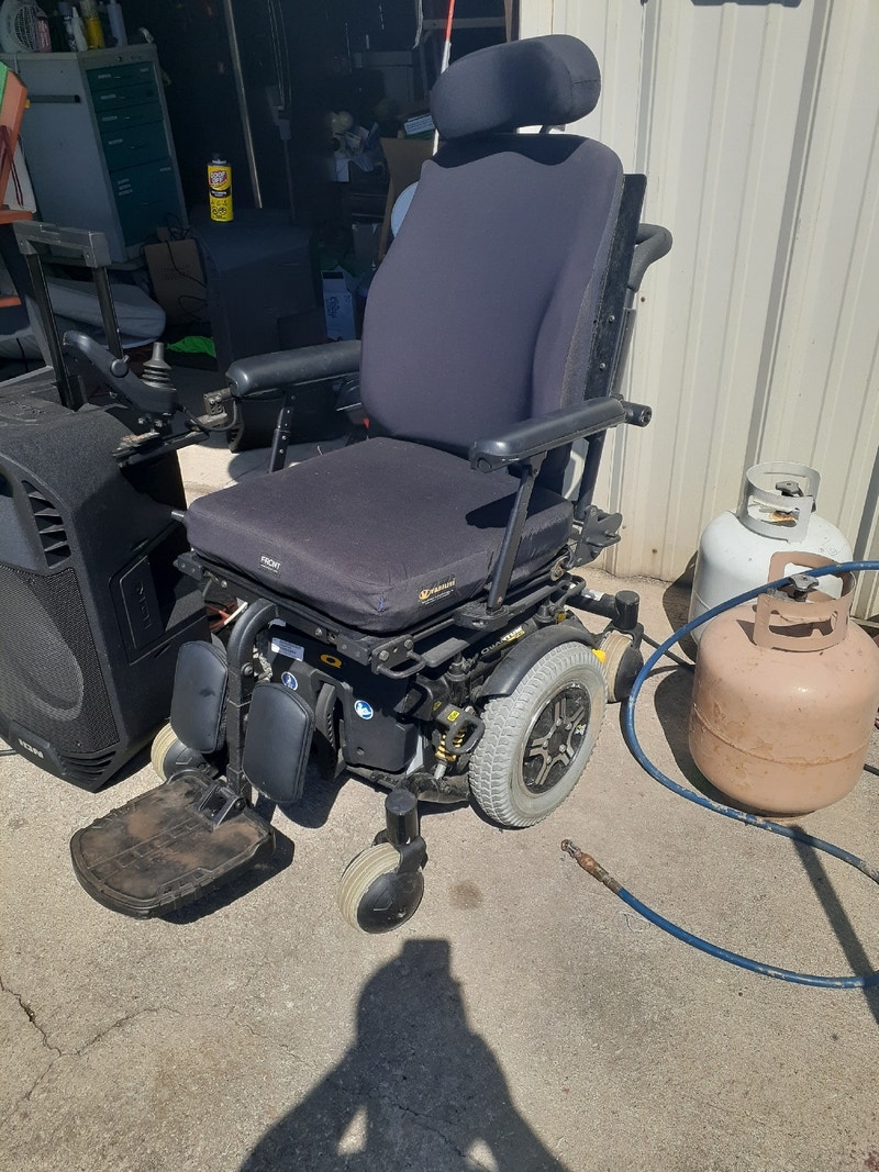 Electric wheelchair Health & Special Needs Hamilton Kijiji