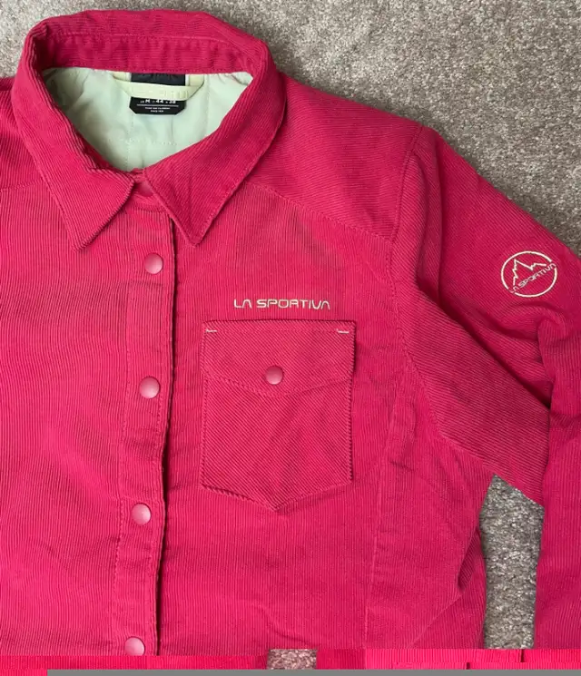 La Sportiva Insulated Setter Shirt Jacket - Women's Size Medium in Women's - Tops & Outerwear in St. Albert - Image 4
