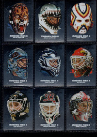 CARTE DE HOCKEY 2009-10 In The Game Between The Pipes Masked Men