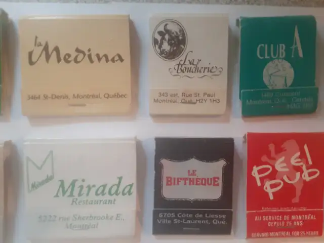 CARTONS D'ALUMETTES VINTAGES DE RESTAURANTS DE MONTREAL in Arts & Collectibles in Laval / North Shore - Image 5