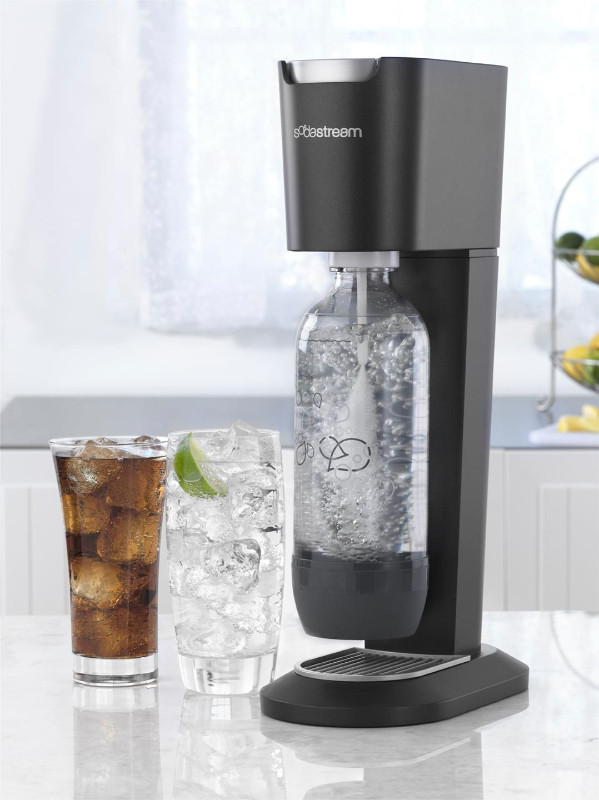SodaStream - Genesis Sparkling Water Maker in Kitchen & Dining Wares in Burnaby/New Westminster - Image 3