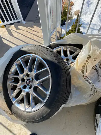 These are 4 tires with rims already on. Michelin 235/50/ZR18. The tread is perfect with no wear. Bol...