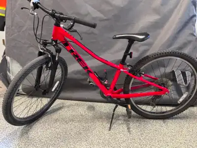 Vélo 24 pouces enfant, View more