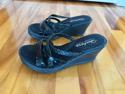 Sandales noires SKECHERS COMME NEUVES, taille 36 (taille US 5 à, View more