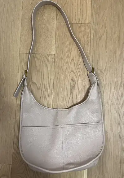 NEW BEIGE PURSE - $20 - MTL, View more