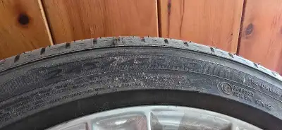 Set of 4 245/45r20 mud and snow tires on Lincoln mkx oem rims pots of tread left good for 1 or two m...