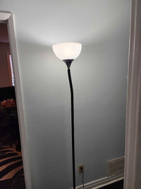 Bendable floor lamp 