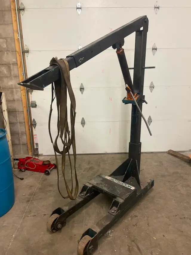 MOTIVATION SHOP CRANE CAPACITY 250 TO 1000 STEEL ROLLERS in Other in London - Image 2