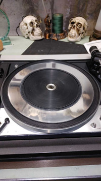 Wanted Dual Turntables Working or not Broken, Any Condition