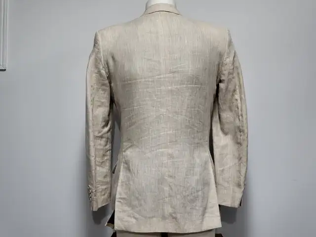 Blazer, Dress Shirts & Vests Le Château XS in Men's in Leamington - Image 3