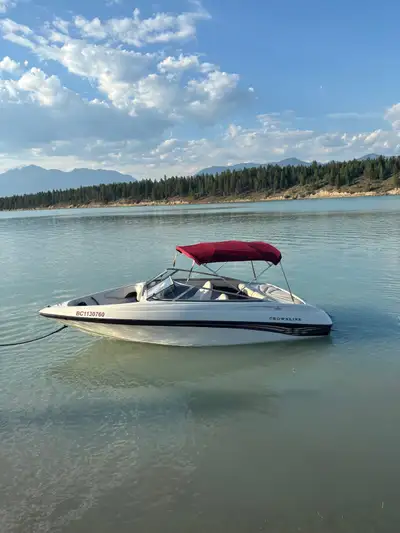 2001 crownline 180. Runs good all I working order. Just had full service done to leg .( oil change a...